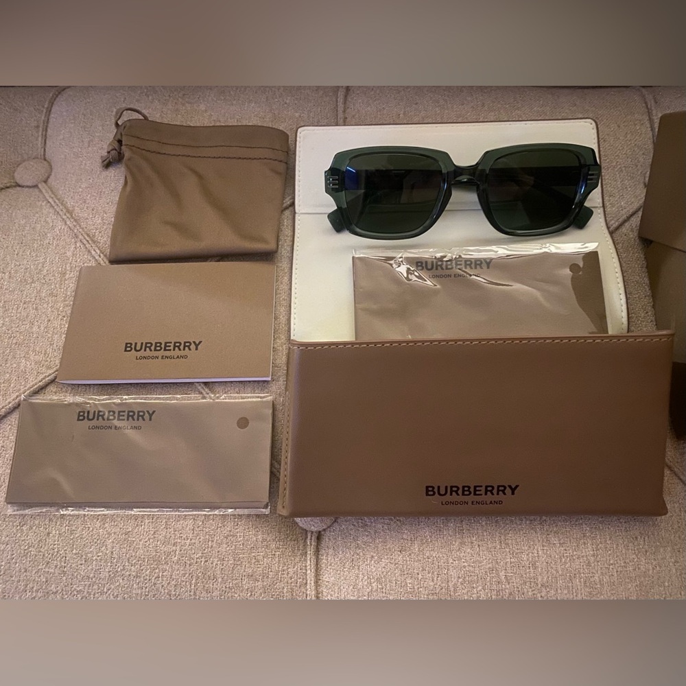 NWT BURBERRY SUNGLASSES UNISEX GREEN ELDON 0BE4349 - Picture 4 of 7